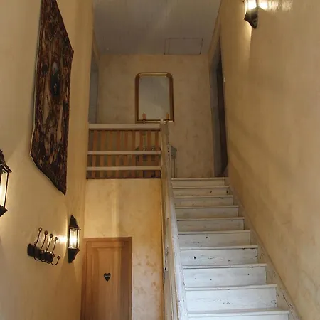 Three-bedroom Holiday In Riottier Vakantiehuis Jassans-Riottier