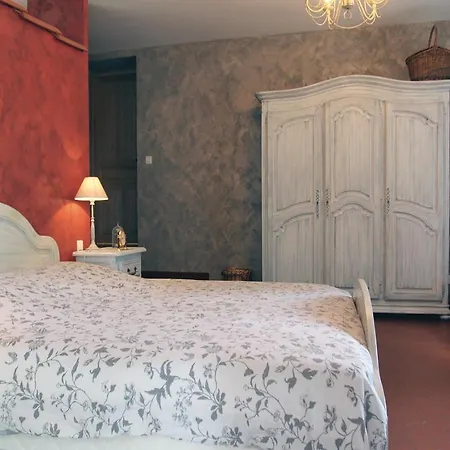 Three-bedroom Holiday In Riottier Dom wakacyjny Jassans-Riottier